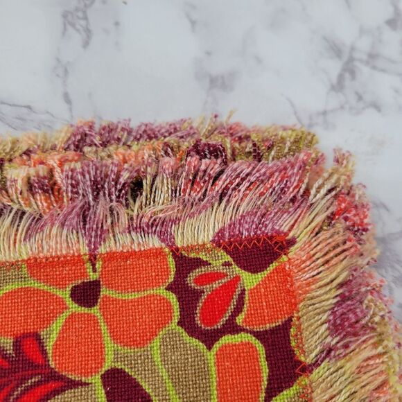 Vintage 60s 70s Floral Orange Red Chartreuse Green Placemats Napkins Fabric - Picture 9 of 9